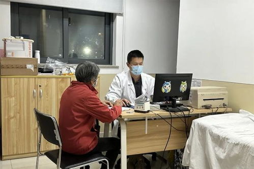 閔行社區晚門診創新醫療服務 一年服務6.3萬人次，中醫助力基層健康